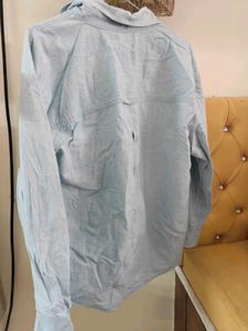 Light Blue Collared Button-Up Shirt