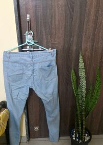 Light Wash Denim Jeans