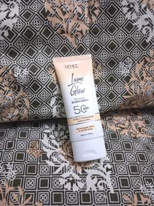 Renee Lumi Glow Highlighting Sunscreen SPF 50