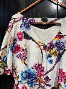 Chic Floral Print Top