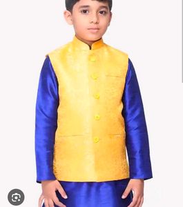 Very Cute N Beautiful Baby Boy Vase coat