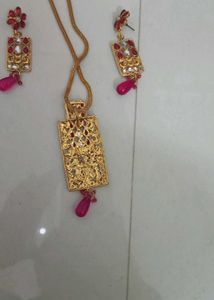 Rectangle Shaped Pendant &amp; Earrings Set