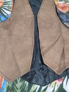 Brown Vest - Stylish Layering Piece