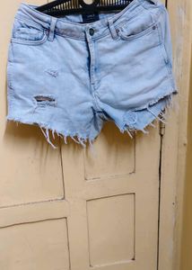 ONLY Ripped Denim Shorts
