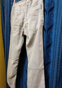 Unisex Jeans Pant.