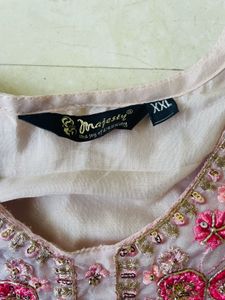 Embroidered Pink Kurta Set