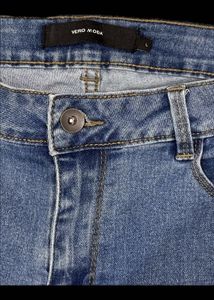 Vero Moda Classic Blue Denim Capris