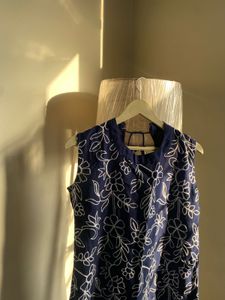 Navy Blue Floral Print Sleeveless Kurta