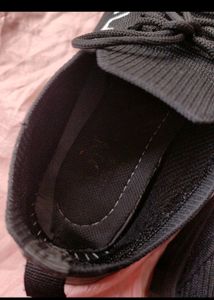 Black Bold Shoes