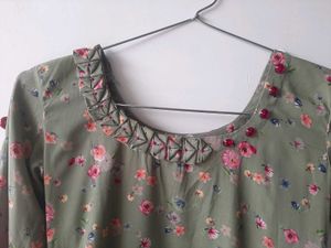 Floral Print Kurta-Leggings Set
