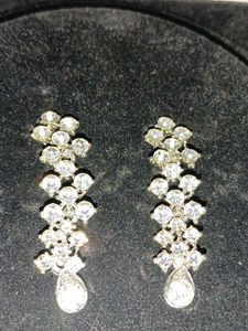 Sparkling Rhinestone Necklace &amp; Earring Set