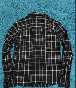 Chic Black &amp; White Plaid Shirt