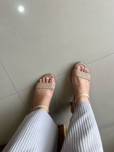Bata size 6|39 heels