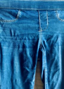 blue jeggings