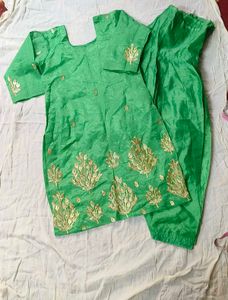 Green Embroidered Kurta Set