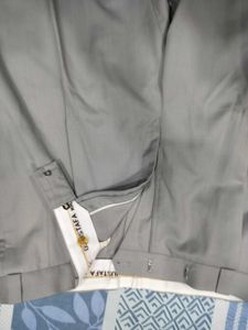 Men's Classic Grey Pleated Pants
