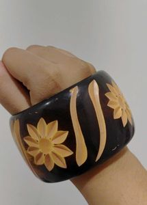 Vintage Carved Bangle