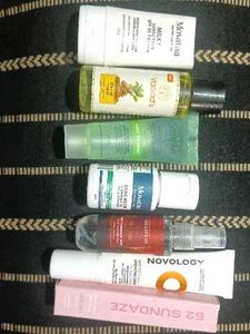 Skincare & Fragrance Miniatures Set