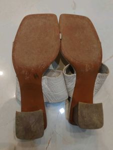 Mango Cream Sandals