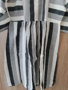 Striped Dress - Casual Chic