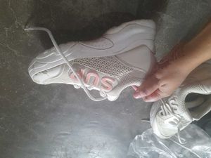 WOMEN WHITE SNEAKERS 👟