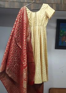 Pattu Silk Kurti With Banarasi Dupatta