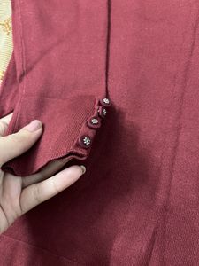 Chic Maroon V-Neck Top with Cuff Details