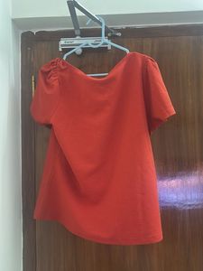 Chic Red Textured Puff Sleeve Top