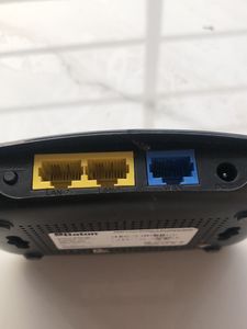 iBall 2.4GHz 300m Wifi Router
