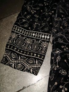 Embroidered Velvet Kurta Set