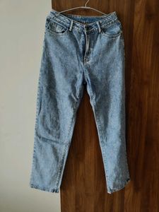 jeans in straight cut
