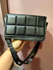 Chic Quilted Black Crossbody Bag
