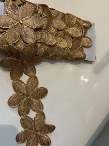 2.5 Meter Flower Lace