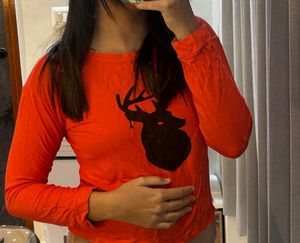 Red Deer Graphic Long Sleeve Top