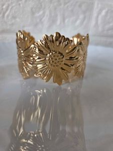 Trendy adjustable bracelete