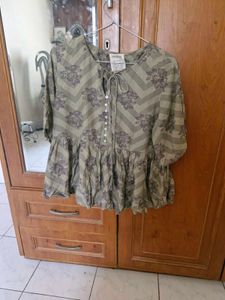 Floral Print Peplum Top