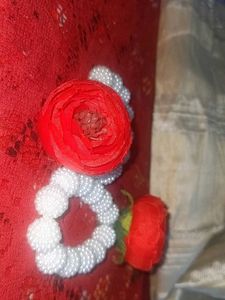 Red Rose &amp; Pearl Bracelet Set