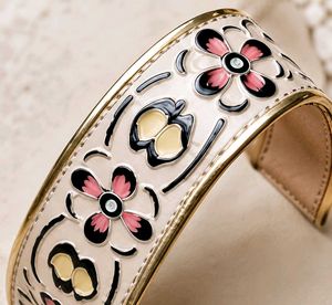 Floral Printed Toe Ring Flats
