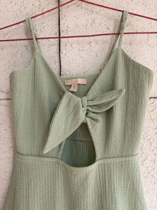 H&amp;M Chic Green Cut-Out Midi Dress