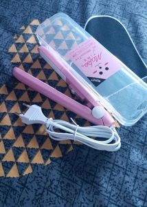 Electronic Hair Straightener