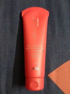 Glutathione Skin Lightening Face Wash