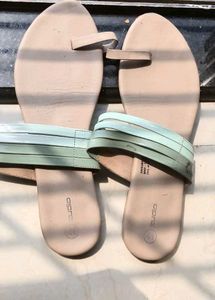 Stylish Flat Sandals for Women