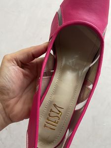 Tiesta Brand Hot Pink Heels