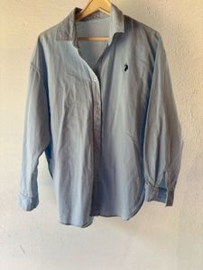 Light Blue Collared Button-Up Shirt
