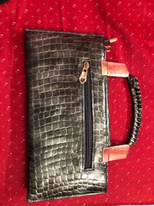 Chic Metallic Crocodile Clutch