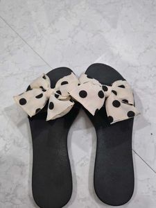Cute Polka Dot Bow Flip Flops