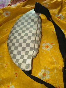 Stylish Checkerboard Fanny Pack