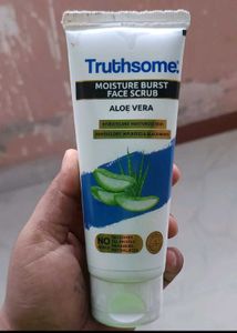 Truthsome Aloe Vera Face Scrub
