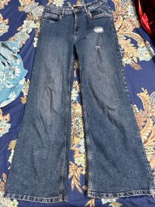 Wide leg Blue Jeans
