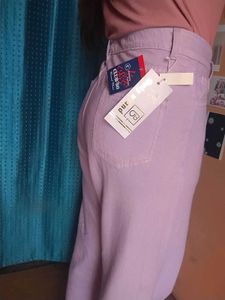 ❤️Waist 30 to 32Lavender Wide Leg Jeans